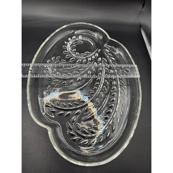 Clear Glass Embossed Leaf Paisley Federal Glass Snack Master Luncheon Plate Vtg - Picture 3 of 5